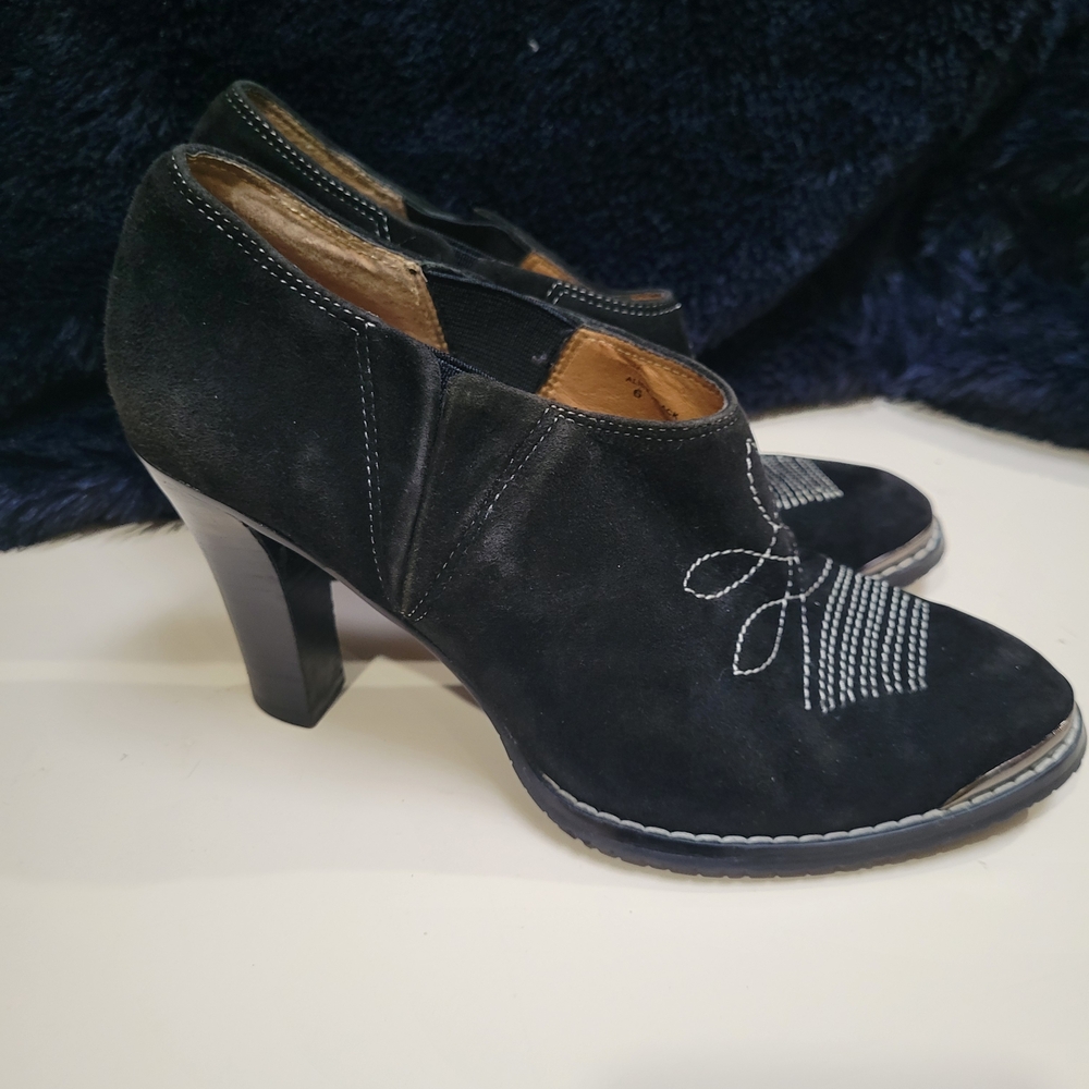 Donald J. Pliner Black Ankle Booties
